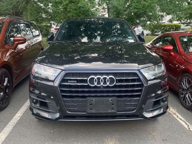 2019 Audi Q7 Prestige
