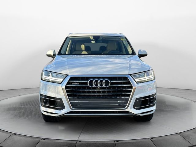 2019 Audi Q7 Prestige