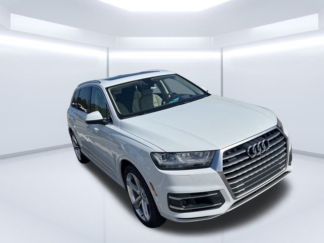 2019 Audi Q7 Prestige