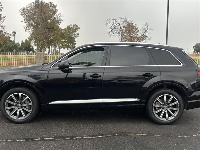 2019 Audi Q7 SE Premium Plus