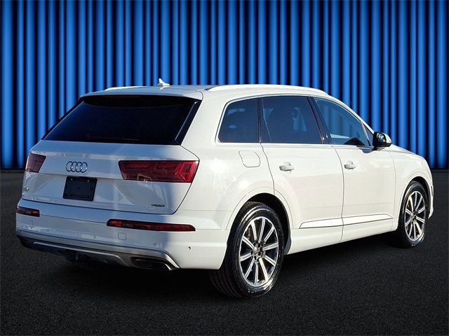 2019 Audi Q7 SE Premium Plus