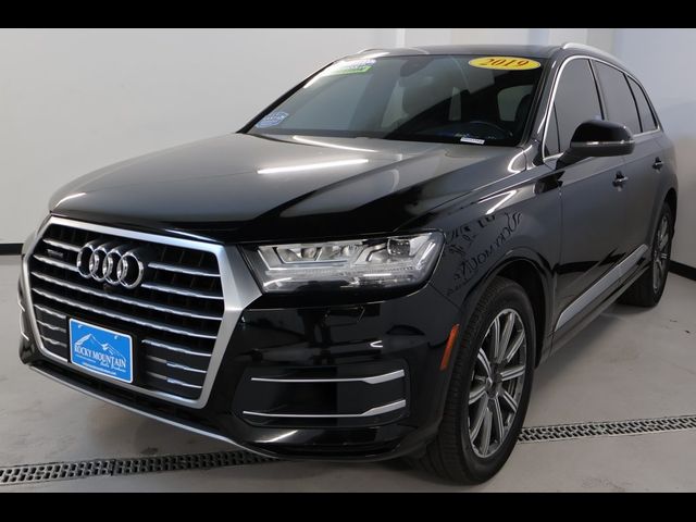 2019 Audi Q7 SE Premium Plus