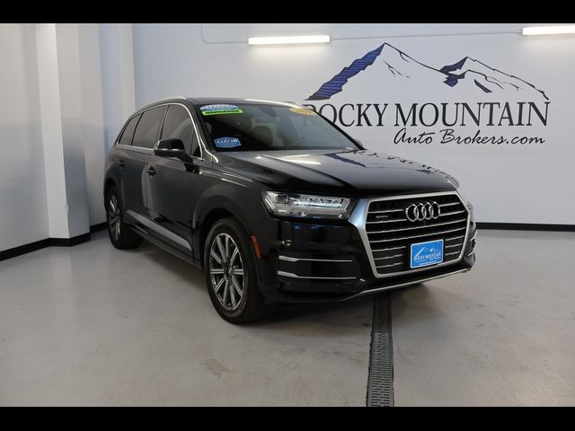 2019 Audi Q7 SE Premium Plus