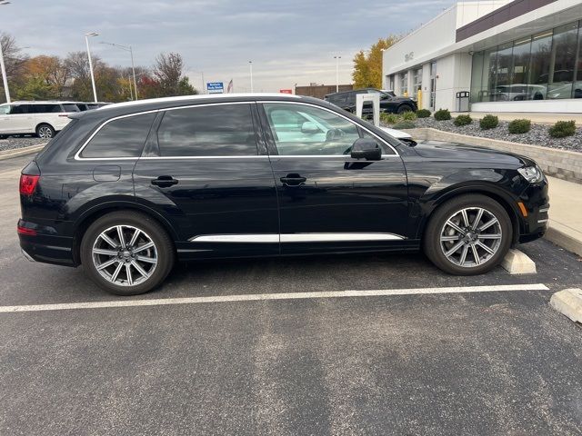 2019 Audi Q7 SE Premium Plus