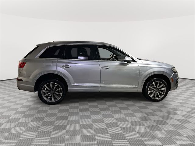 2019 Audi Q7 SE Premium Plus
