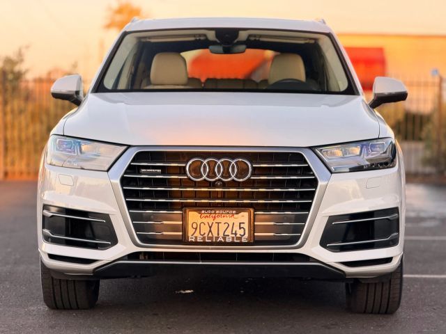 2019 Audi Q7 SE Premium Plus