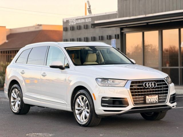2019 Audi Q7 SE Premium Plus