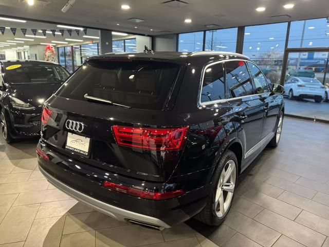 2019 Audi Q7 Prestige