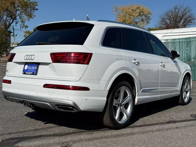 2019 Audi Q7 Prestige