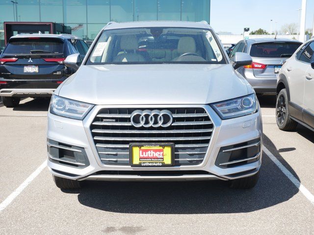 2019 Audi Q7 Premium