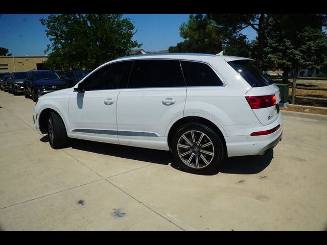 2019 Audi Q7 SE Premium Plus