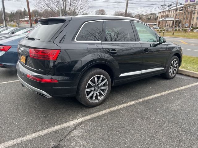 2019 Audi Q7 Premium Plus