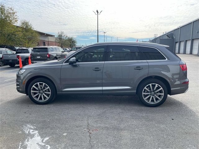 2019 Audi Q7 SE Premium Plus