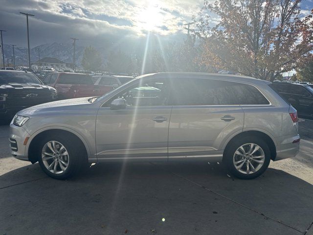 2019 Audi Q7 Premium Plus