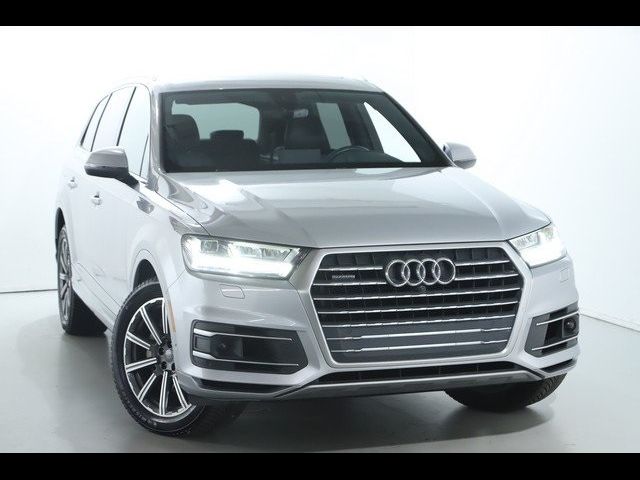 2019 Audi Q7 Premium Plus