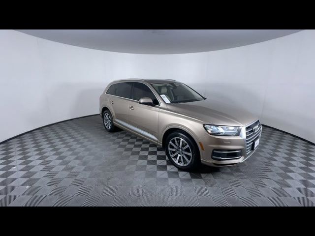 2019 Audi Q7 Premium Plus