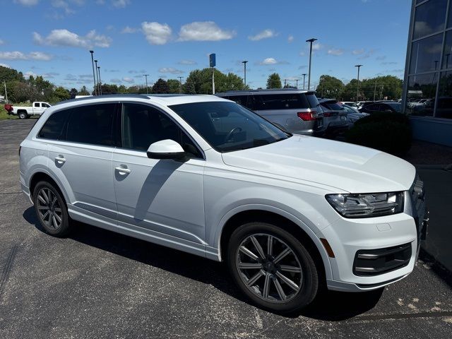 2019 Audi Q7 SE Premium Plus