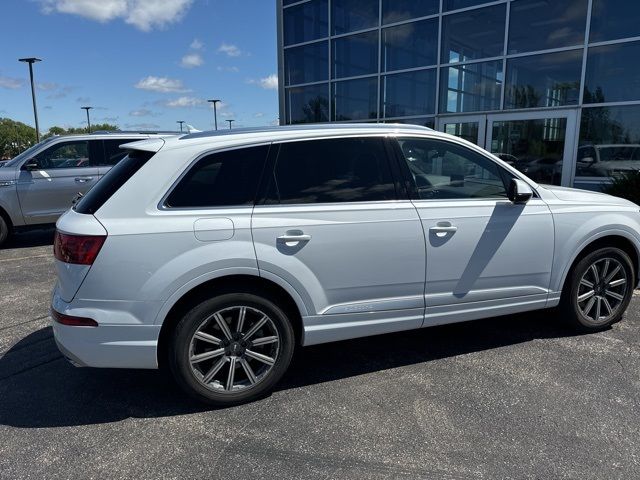 2019 Audi Q7 SE Premium Plus