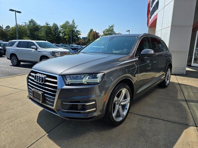 2019 Audi Q7 Prestige