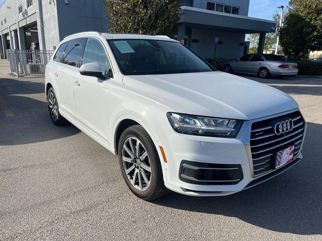 2019 Audi Q7 Prestige