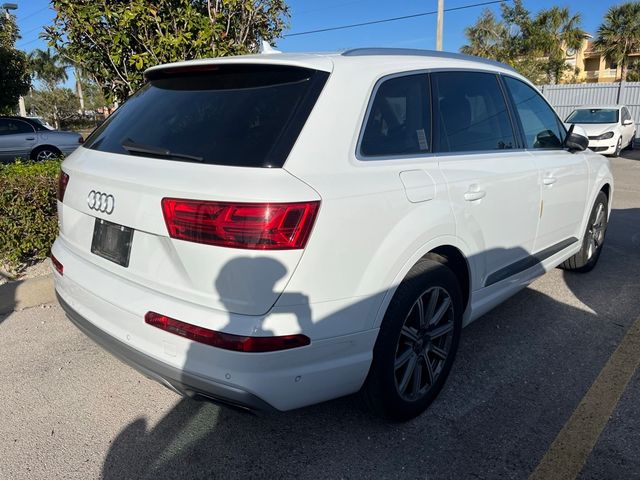 2019 Audi Q7 Prestige