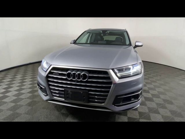 2019 Audi Q7 Prestige