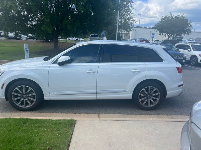 2019 Audi Q7 Prestige