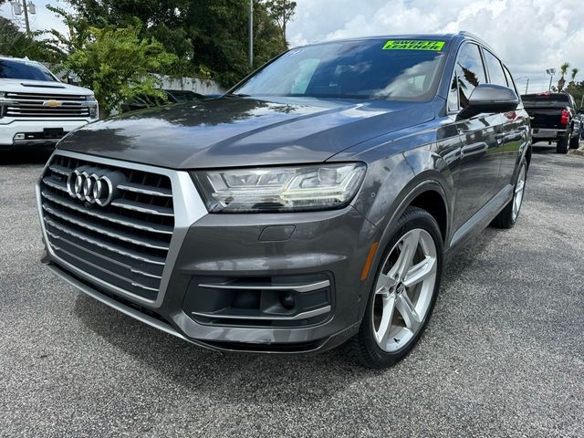 2019 Audi Q7 Prestige