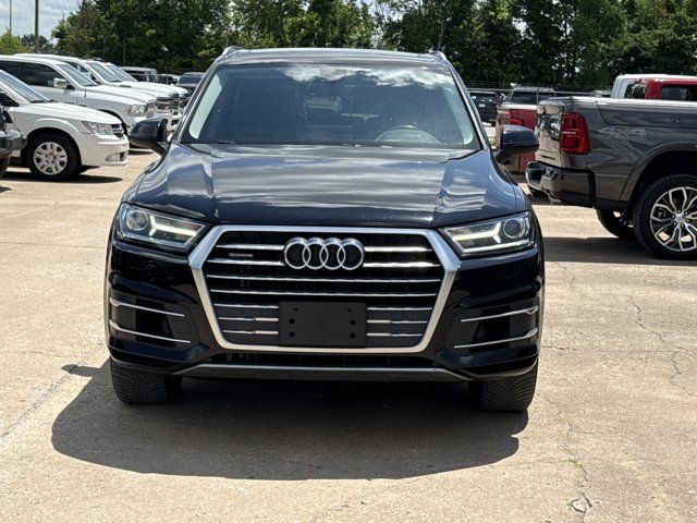 2019 Audi Q7 Premium