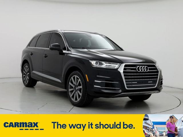 2019 Audi Q7 Premium