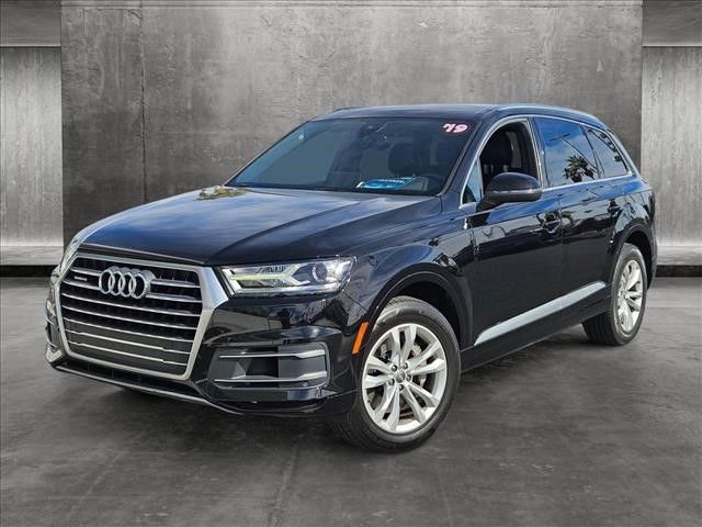 2019 Audi Q7 Premium