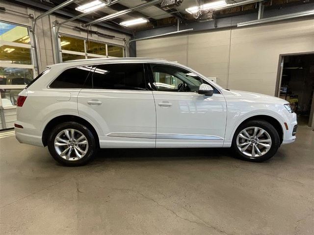 2019 Audi Q7 Premium