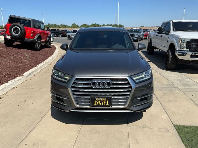 2019 Audi Q7 Premium