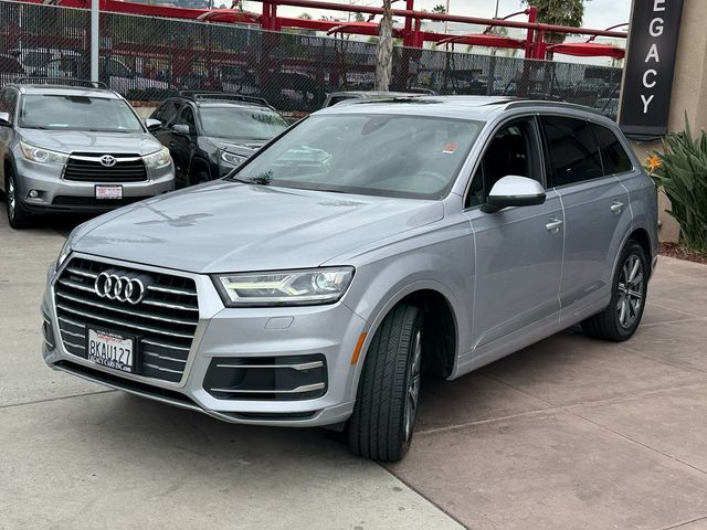 2019 Audi Q7 Premium