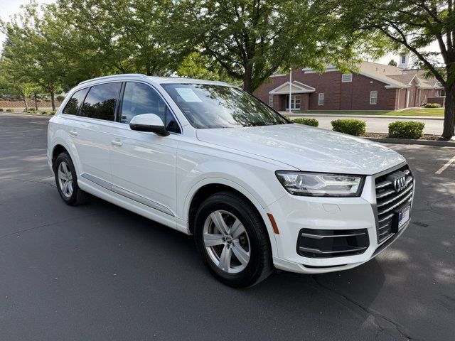 2019 Audi Q7 Premium