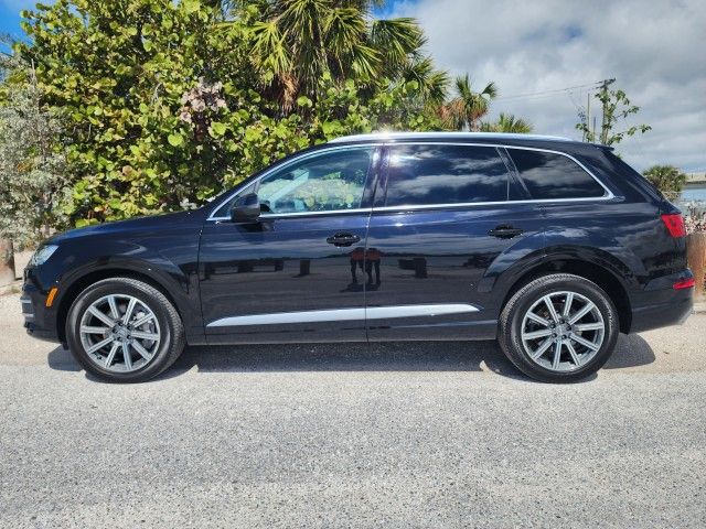 2019 Audi Q7 Premium Plus