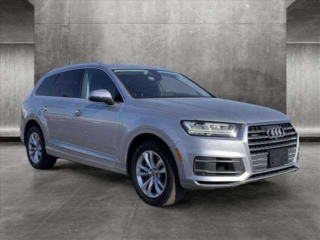 2019 Audi Q7 Premium Plus