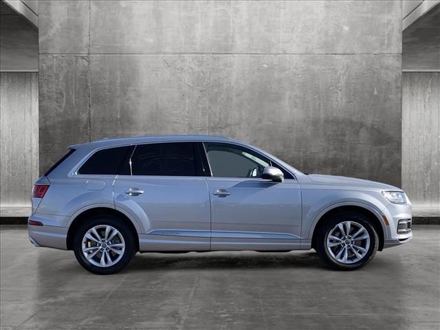 2019 Audi Q7 Premium Plus