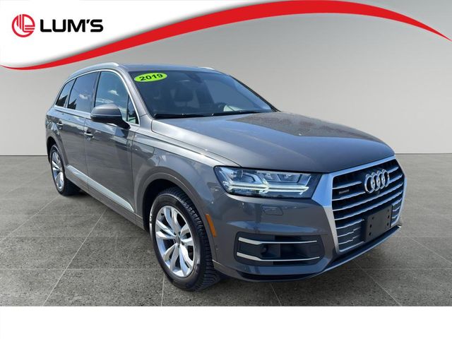 2019 Audi Q7 SE Premium Plus