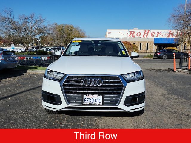 2019 Audi Q7 Premium Plus