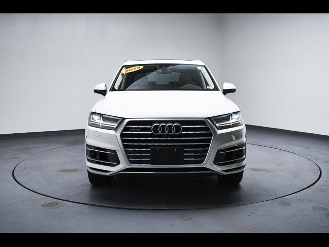 2019 Audi Q7 Premium Plus