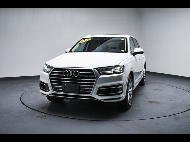 2019 Audi Q7 Premium Plus