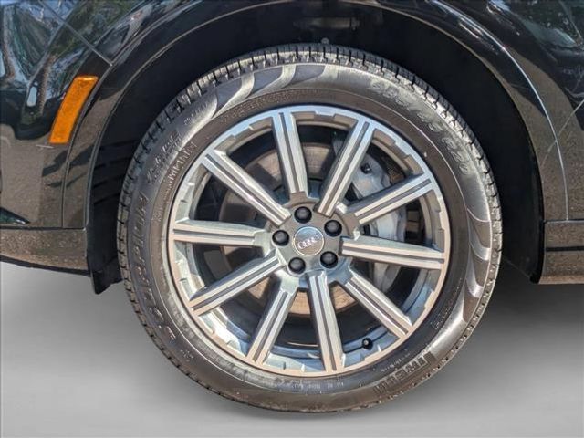 2019 Audi Q7 Premium Plus