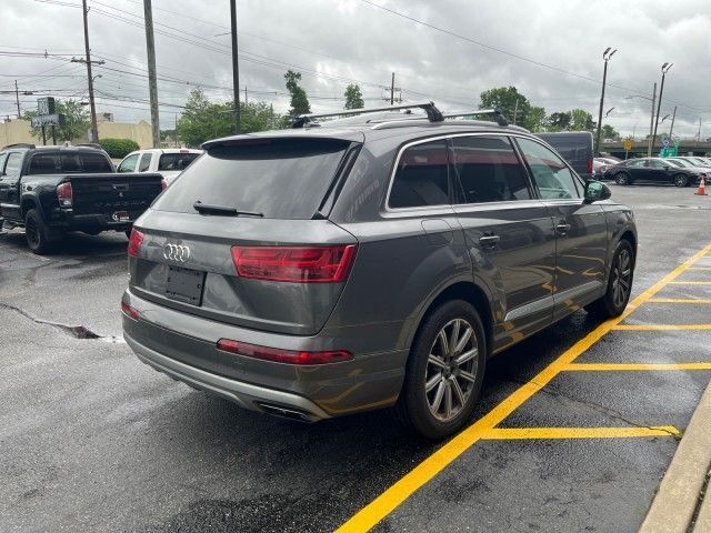 2019 Audi Q7 Premium Plus