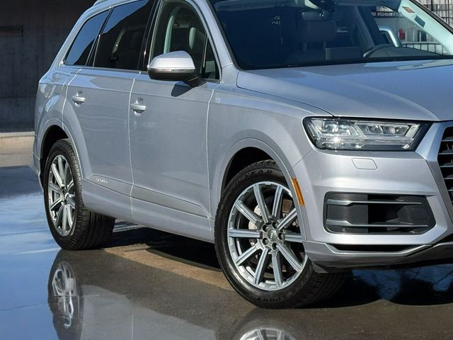 2019 Audi Q7 Premium Plus