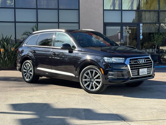 2019 Audi Q7 Premium Plus