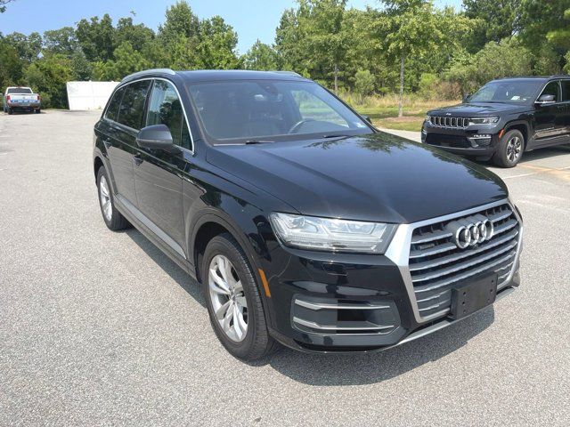 2019 Audi Q7 Premium Plus