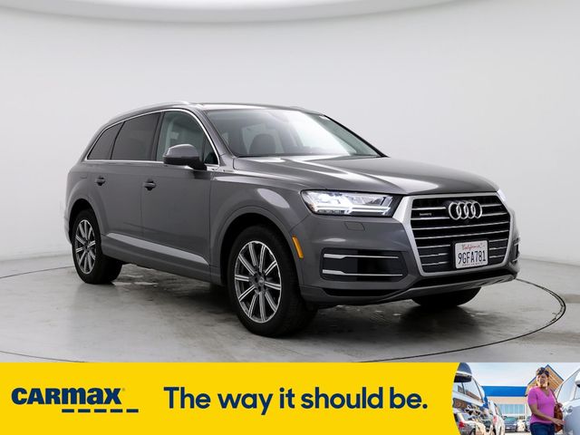 2019 Audi Q7 Premium Plus