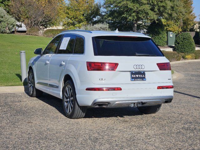 2019 Audi Q7 Premium Plus