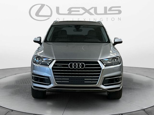 2019 Audi Q7 Premium Plus